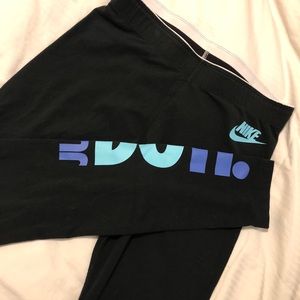 Nike leggings